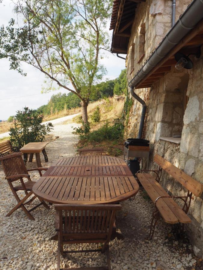 L'isle-Bouzon Grand Gite Les Cabanes De Fallot Pour 19 Personnes - Piscine Naturelle מראה חיצוני תמונה